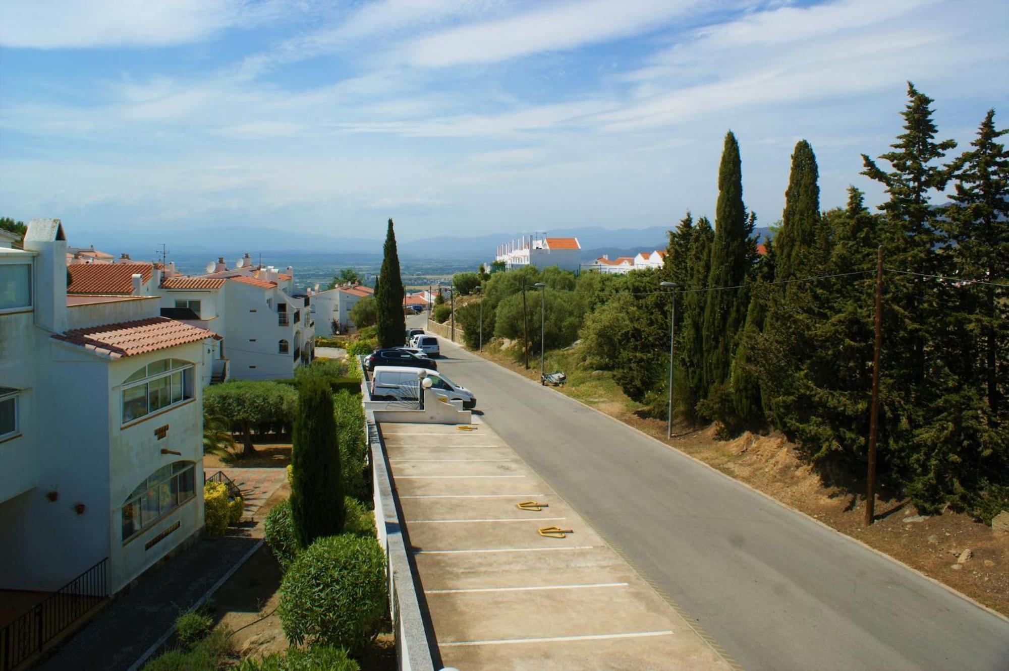 Apartamento en Roses parking y piscina comunitaria Exterior foto