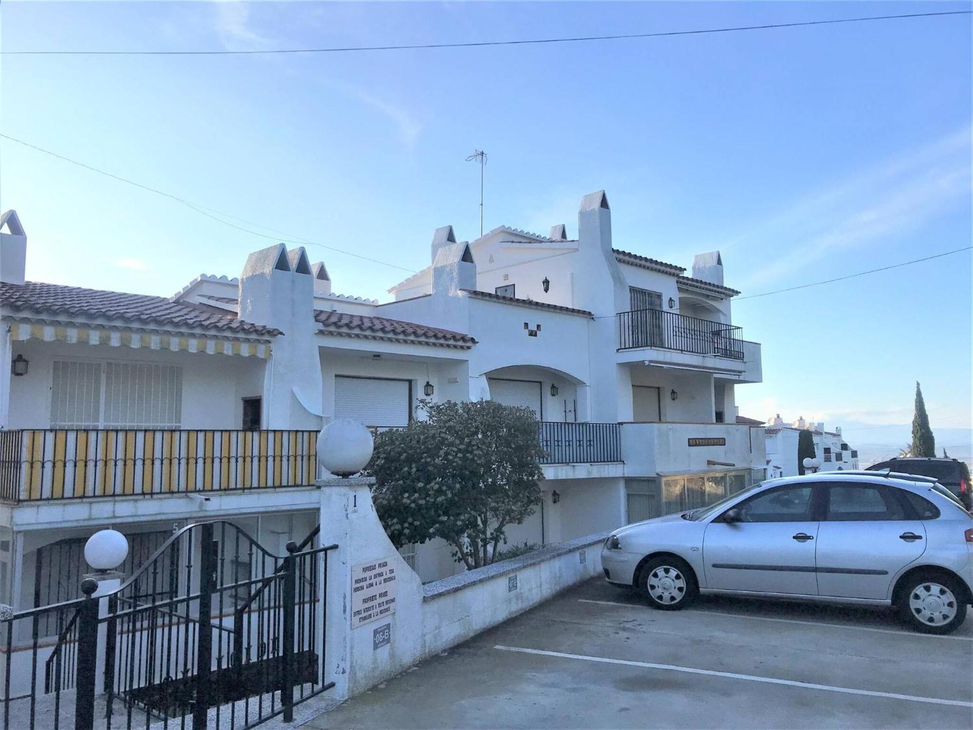 Apartamento en Roses parking y piscina comunitaria Exterior foto